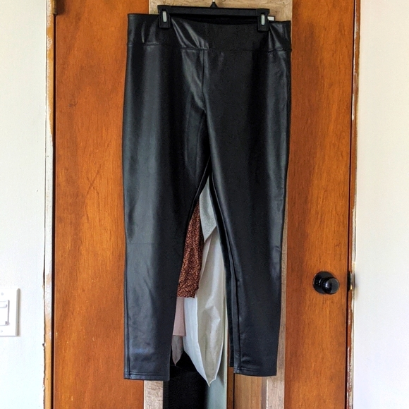 Nordstrom Faux Leather Leggings - Picture 1 of 1